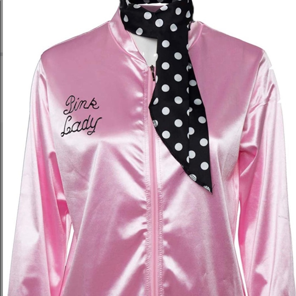 Pink ladies. Jacket and scarf